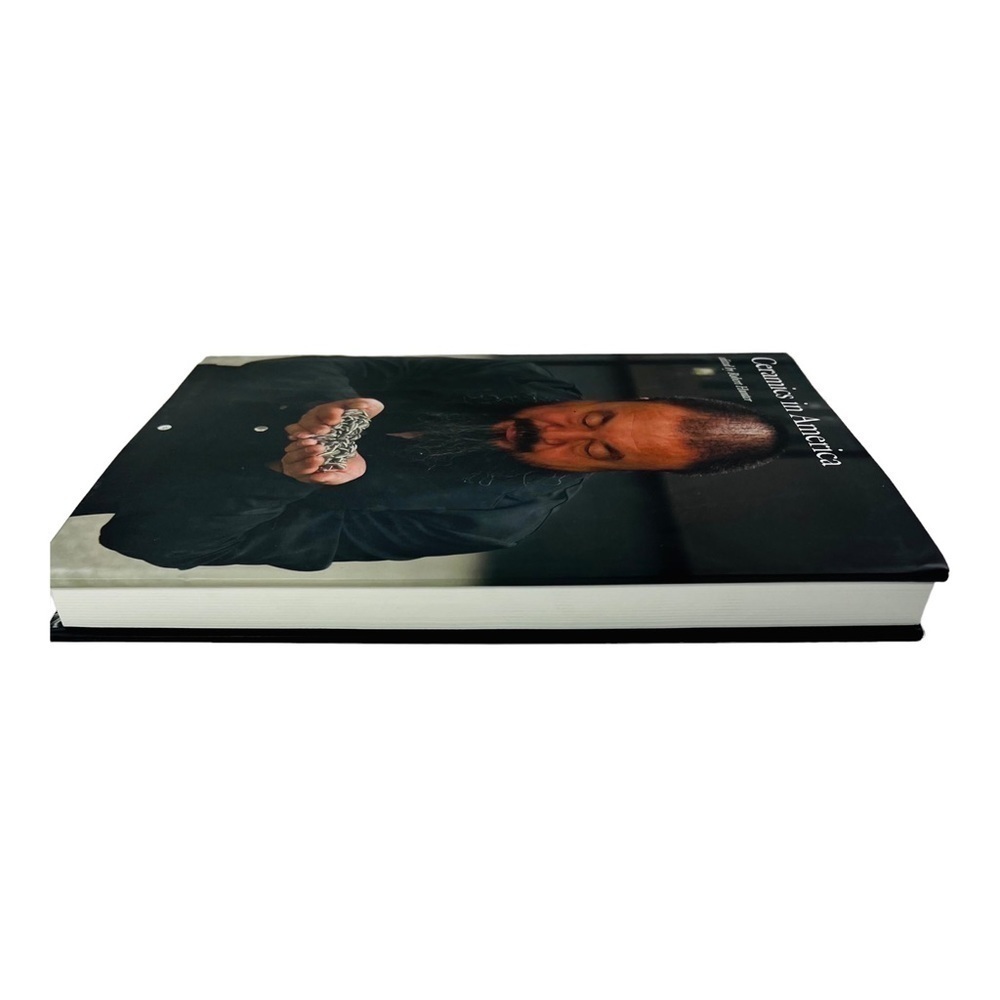CERAMICS in America 2011 Annual Book by Robert Hunter Hard Cover Stoneware Art - Picture 8 of 15